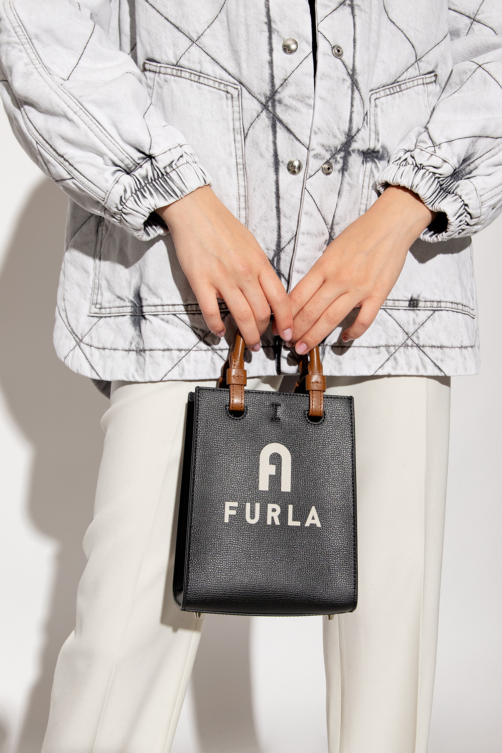 【未使用】FURLA VARSITY STYLE MINIヨコ155cm